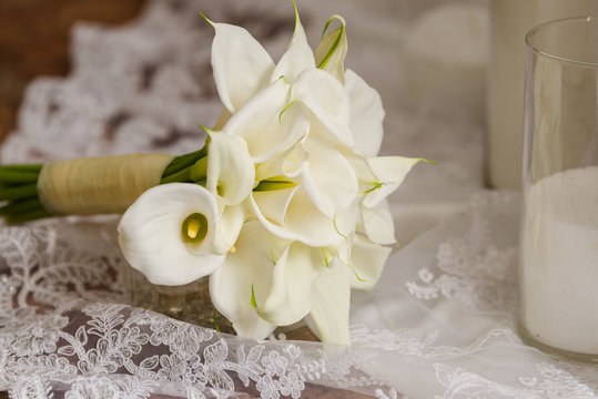 Callas wedding bouquet in interior arrange