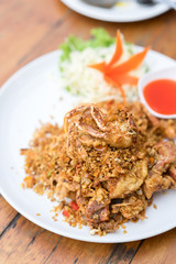 Deep fried Soft Shell Crab with garlic and pepper, chili.