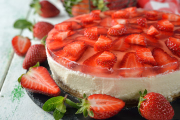 Strawberry cheesecake with jelly