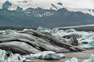 Glacial lagoon - Jokulsarlon, Iceland © vadim_petrakov