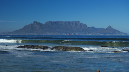 Bloubergstrand mit Blick auf den Tafelberg, Kapstadt, Südafrika
