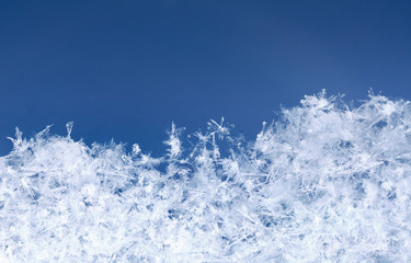 Fototapeta na wymiar Macro of snow wreath