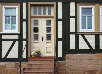 Hauseingang mit Treppe