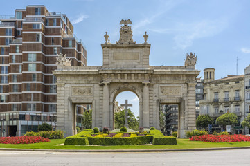 Fototapeta na wymiar Monument, square, arch, Porta de la Mar, Valencia,Spain.