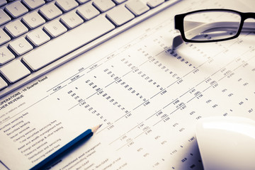 Preparing average sales report