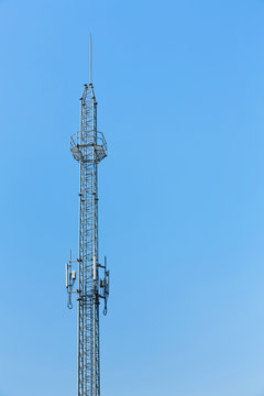 Antenna repeater with blue sky