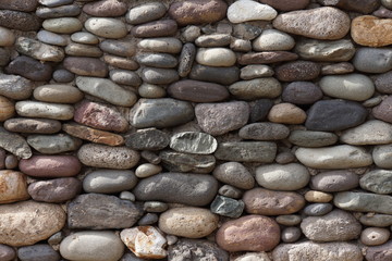 Mauer aus Kieselsteinen