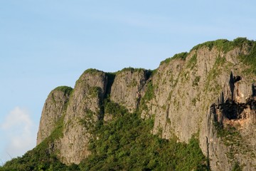 Suicide Cliff, Saipan Thousands of Japanese soldiers and civilians jumped to their deaths from the peak of these cliffs in Marpi, Saipan during the World War 11 than to surrender to the US forces.