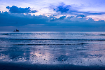 Obraz premium Sea view after sunset