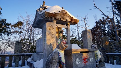 妙法ヶ岳山頂にある三峯神社奥宮