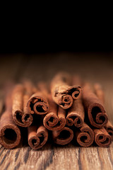 Cinnamon sticks