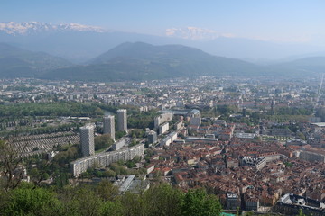 Vue sur Grenoble depuis la Bastille