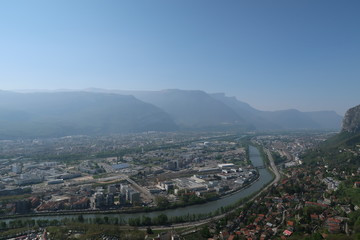 Vue sur Grenoble depuis la Bastille