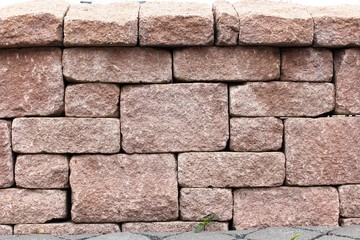An image of a stone wall 