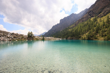 Lago blu, valle d'Ayas