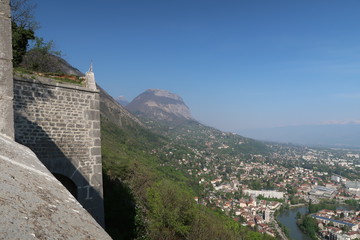 Fototapeta na wymiar Vue panoramique de Grenoble