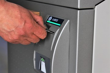 An image of a atm machine