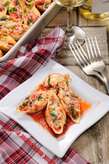 pasta conchiglioni shells stuffed meat mince