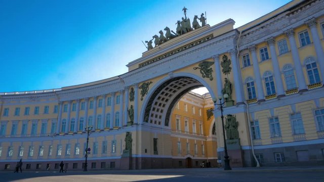 St. Petersburg. Arch of the General staff. time laps.11.04.2017