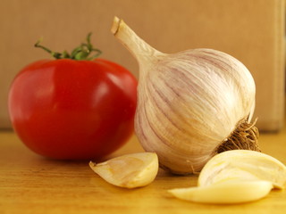 Garlic, vegetable, tomato, defective