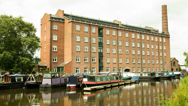 Boats on the Macclesfield Canal, outside the original Hovis Mill