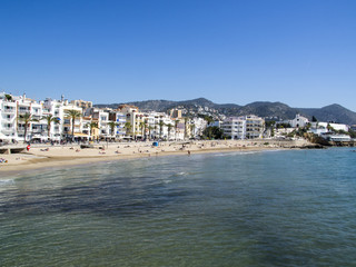 Fototapeta na wymiar Vistas de la costa en Sitges, Cataluña,España