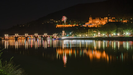 Obraz premium Feuerwerk am Heidelberger Schloß - fireworks at the Heidelberg castle