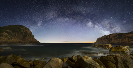 Curved Milky Way over the sea