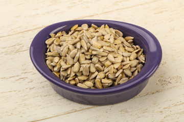 Peeled sunflower seeds