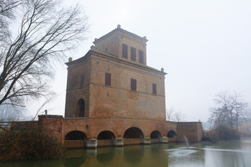 Fototapeta na wymiar Ancient building from Po river lagoon, Italy
