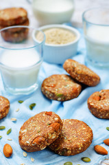 Quinoa dates oats pumpkin seeds; almond Breakfast cookies