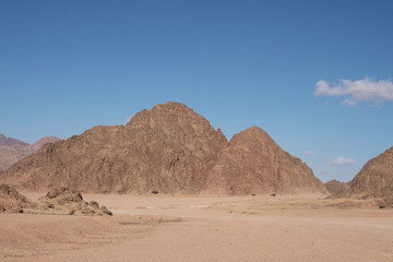 Fototapeta na wymiar Mountain ranges in the deserts