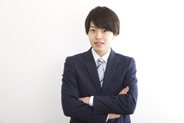 ビジネスマン　腕組み