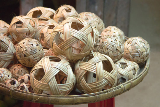 Chinlone rattan ball, sport in Myanmar