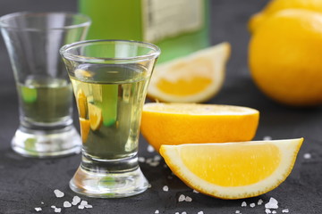 Alcohol lemon drink