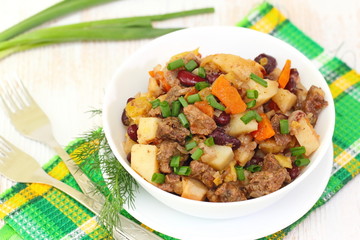 Stew meat with vegetables and haricot