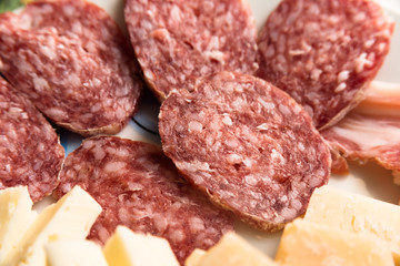 Fette di salame e formaggi, Italian Appetizers