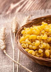 Raw pasta in bouwl