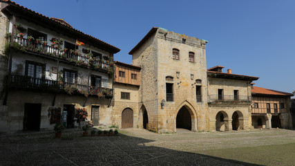 Fototapeta na wymiar Torre de Don Borja, Santillana del Mar, Cantabria