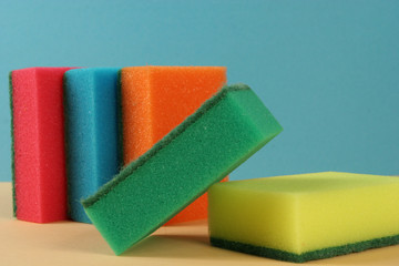 Cleaning sponge for cleaning