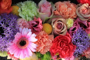 pastel wedding flowers