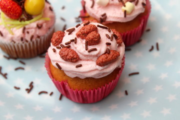 Muffins mit Erdnüssen
