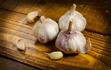 background, food, vintage, garlic, fresh, wooden, organic, basket, brown, bulb, closeup, condiment, cuttingboard, harvest, healthy, herbs, meals, metal, natural, nutrition, object, part, plant, plate,