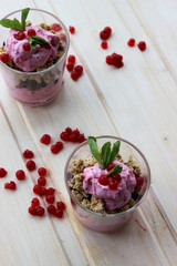 healthy Breakfast of cottage cheese , currants and roasted oat flakes