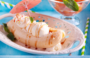 Banana split - banana and ice cream dessert