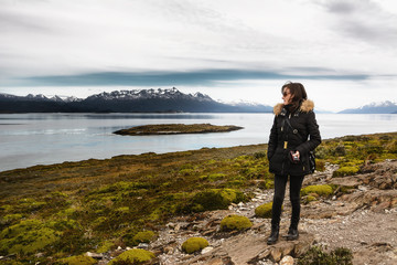 Obraz premium Woman watching in patagonia landscape
