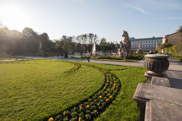 Obraz premium Mirabellgarten in der Abendsonne, Salzburg, Österreich