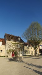 Place de l'église, Les Loges en Josas