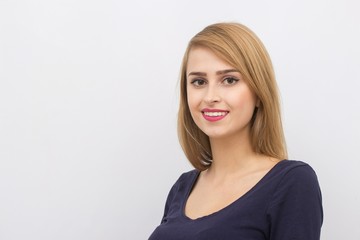 Obraz premium portrait of a girl posing in light gray