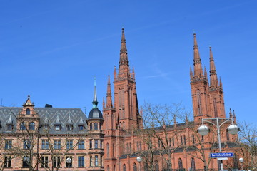 Obraz premium Neues Rathaus und Marktkirche (Wiesbaden)
